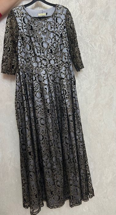 Продается платье