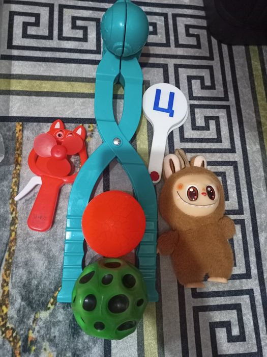Продам много игрушек