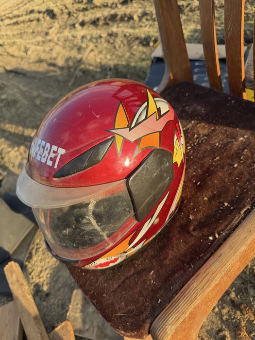 Шлем на года 3,4