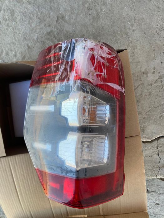 Фара для Mitsubishi L 200