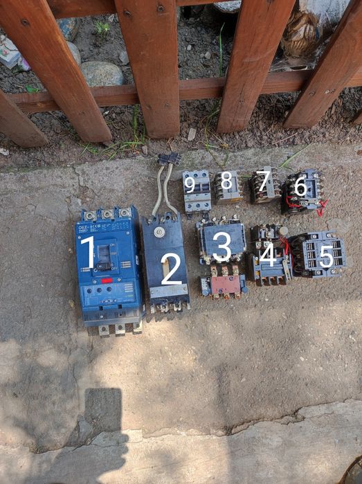 Шалтери за машини