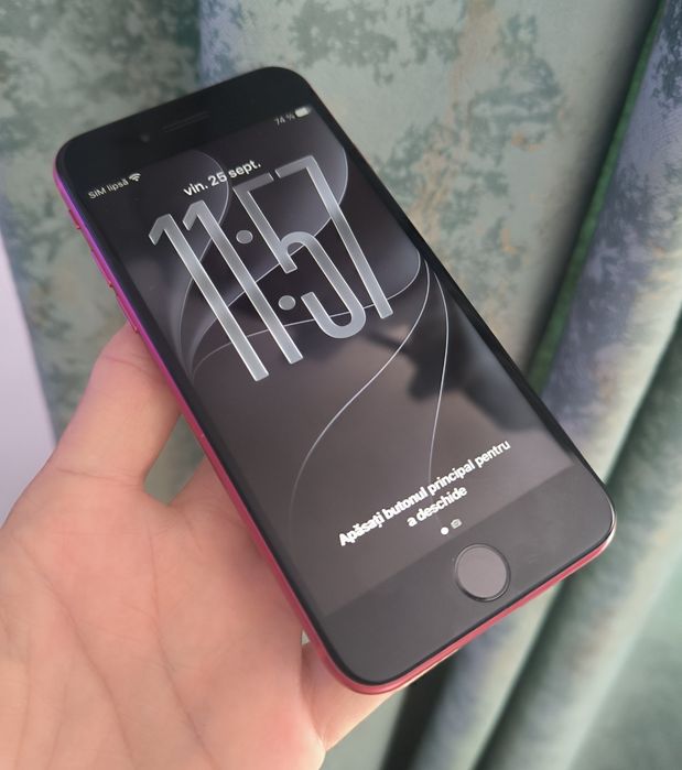 iPhone SE 2 Red Edițion