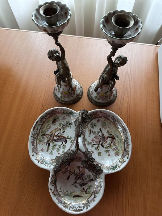 Set vechi din portelan craquelle format din fructiera si 2 sfesnice