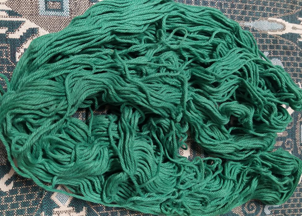 Конец и игли за плетене