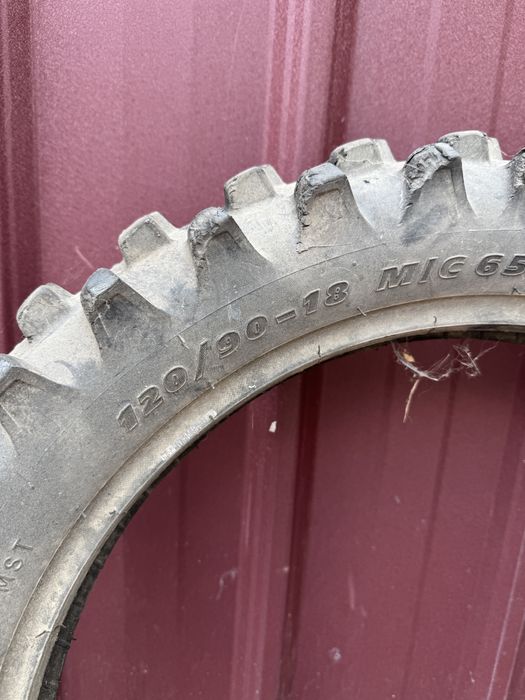 Мотошина michelin 120/90 R18
