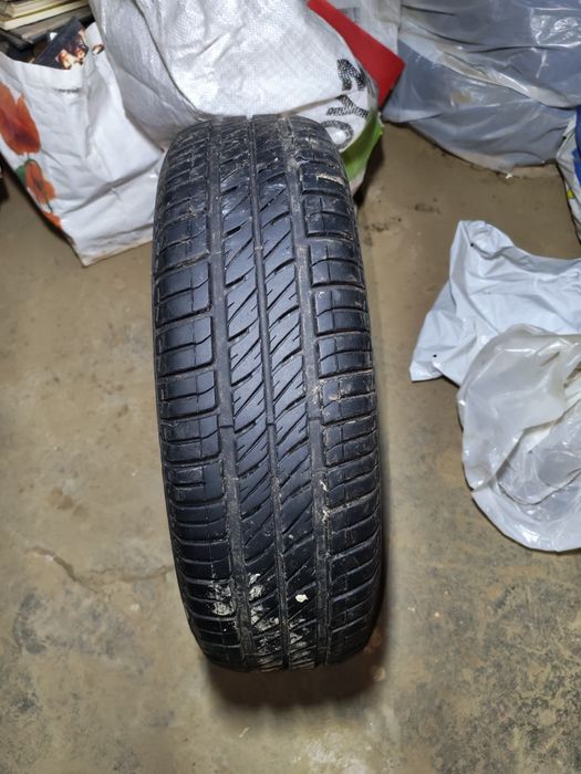 Anvelope Debica 175/70 R14, DOT 2017 – 30 lei/bucată