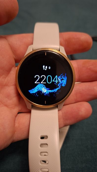 Смарт часовник Garmin Venu Rose Gold