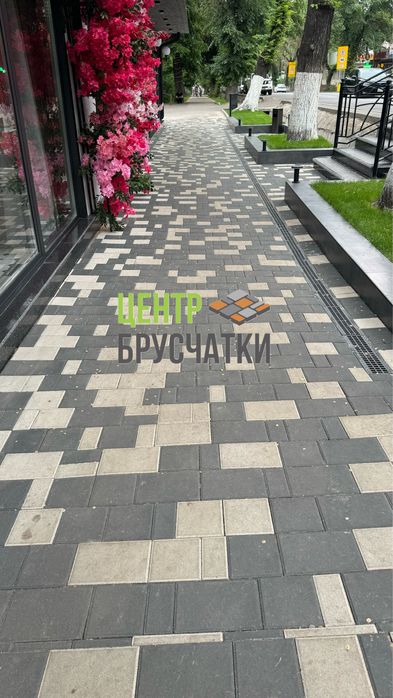 Брусчатка Ланд Хаус