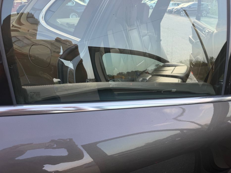Vând / Schimb cu proprietate imobiliară ( teren / garsoniera / etc  / + diferența ) -  Porsche Cayenne 2013 Diesel