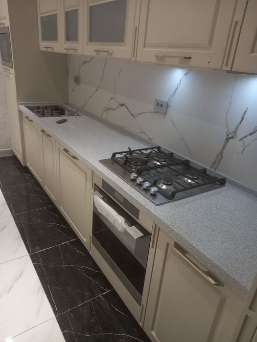 Кварц,акри,гранит,мрамор,керамогранит