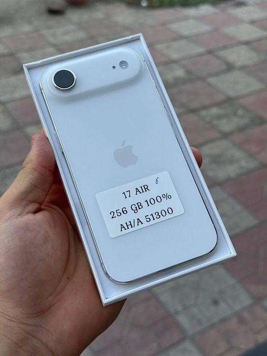 IPhone 17 Air   .