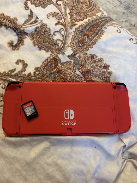 Nintendo switch red mario