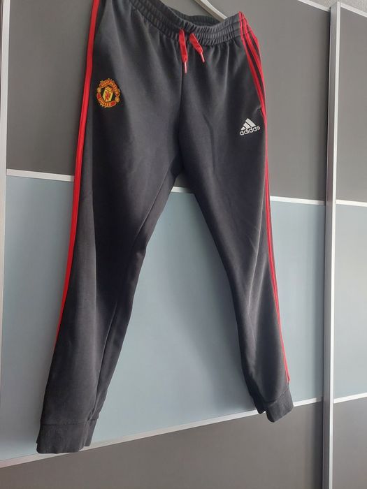 Pantaloni Adidas mărimea M