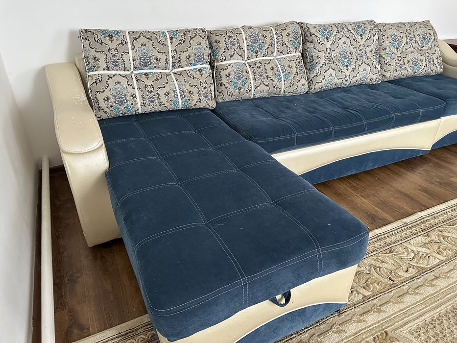 Диван в гостиную