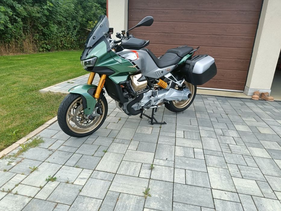 Moto Guzzi V100 Mandello S