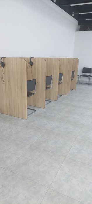 Call center stol sotiladi