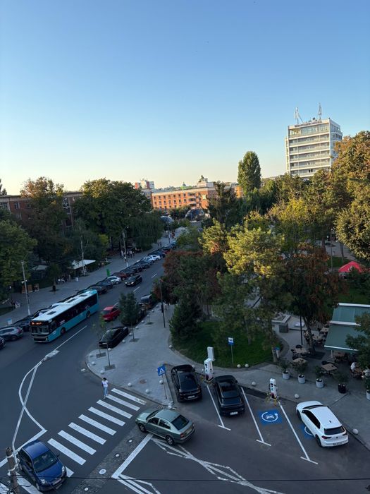 Apartament cu 2 camere in Centru , zona Nespalata