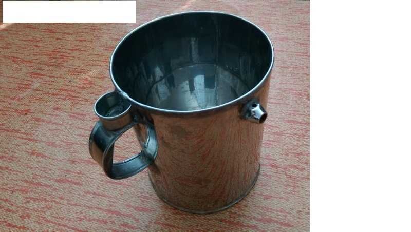 Уред за варене на мляко ретро