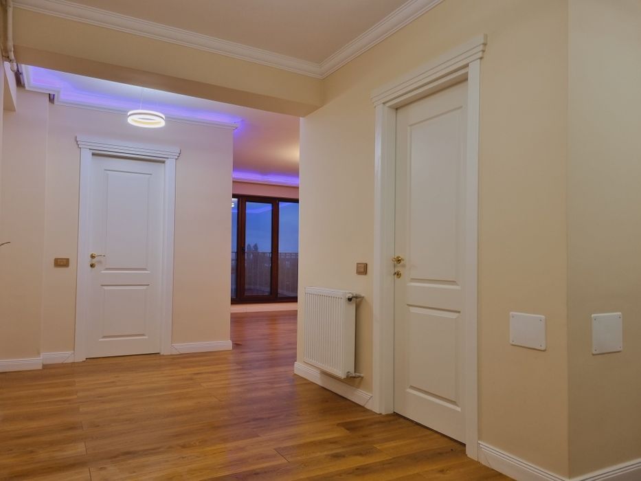 Proprietar Apartament 3 camere premium Sos Chitilei Colosseum