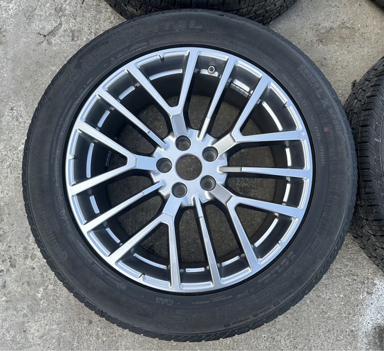 Jante + Cauciucuri Maserati / Alfa Romeo : 235 55 19, ET 29 / 8J, M+S