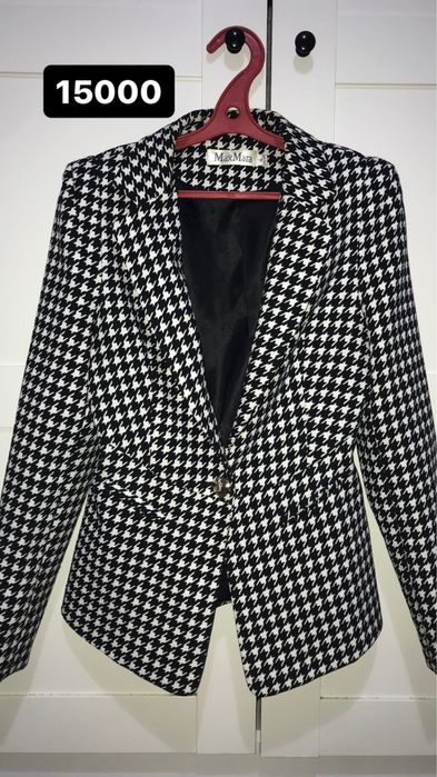 Продам пиджаки