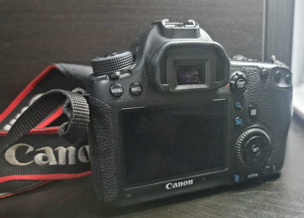 Фотоаппарат Canon 6d