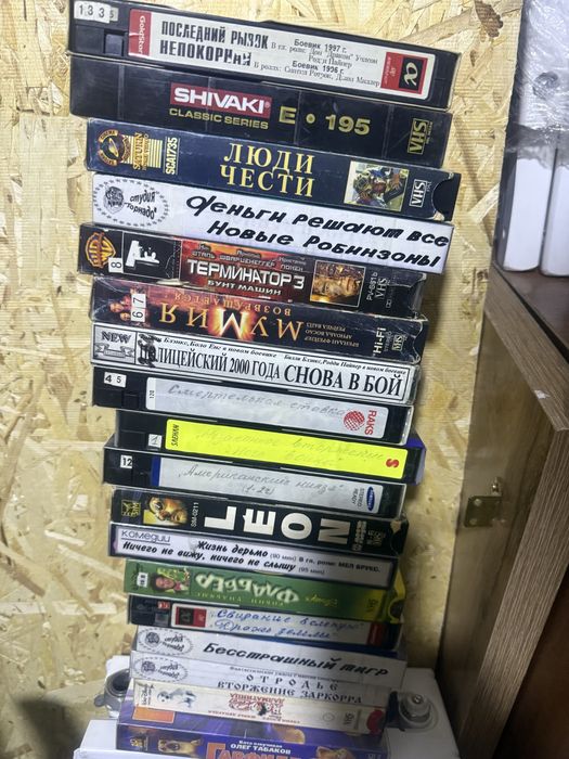 Видеомагнитофон Sony SLV-E170EE (VHS) +100-120 кассет