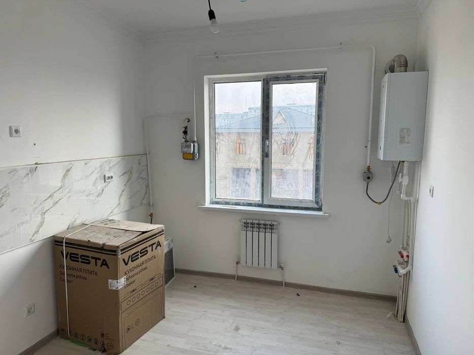 Сергели спутник 16а 3хона нахдга 61минг срочно сотилади