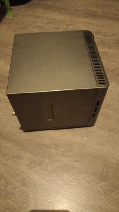 NAS WD 40000  с дисками 4 диска  WD 1tb  4 tb