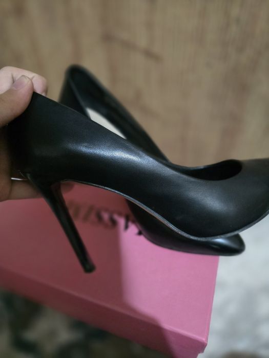 Продам туфли по низкой цене!!