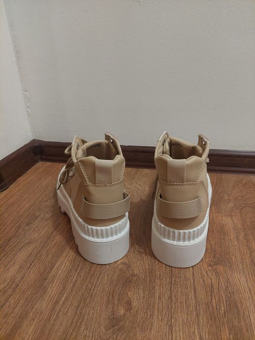 Страхотни пролетни кецове