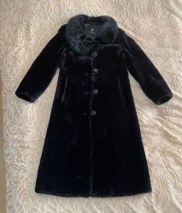 Шуба мутон с норковым воротником