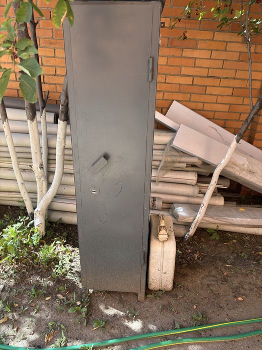 Продается отличныы сейф