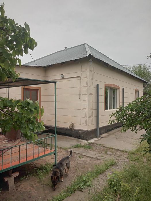 ПРОДАЕТСЯ ДОМ из 4х комнат