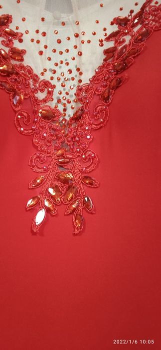 Продаю платье вечернее