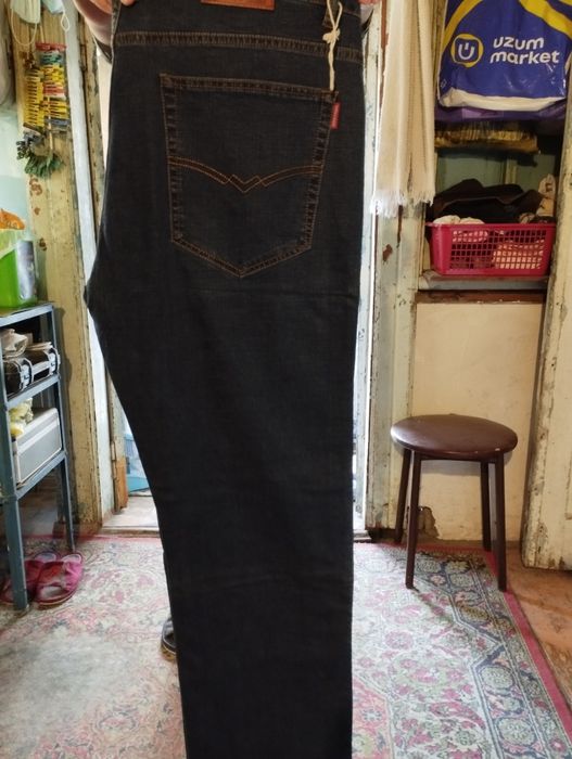 Джинсы.    45 размера