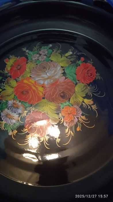 Блюдо 4,5 лит. Эмалированные. Новые. Почти даром.