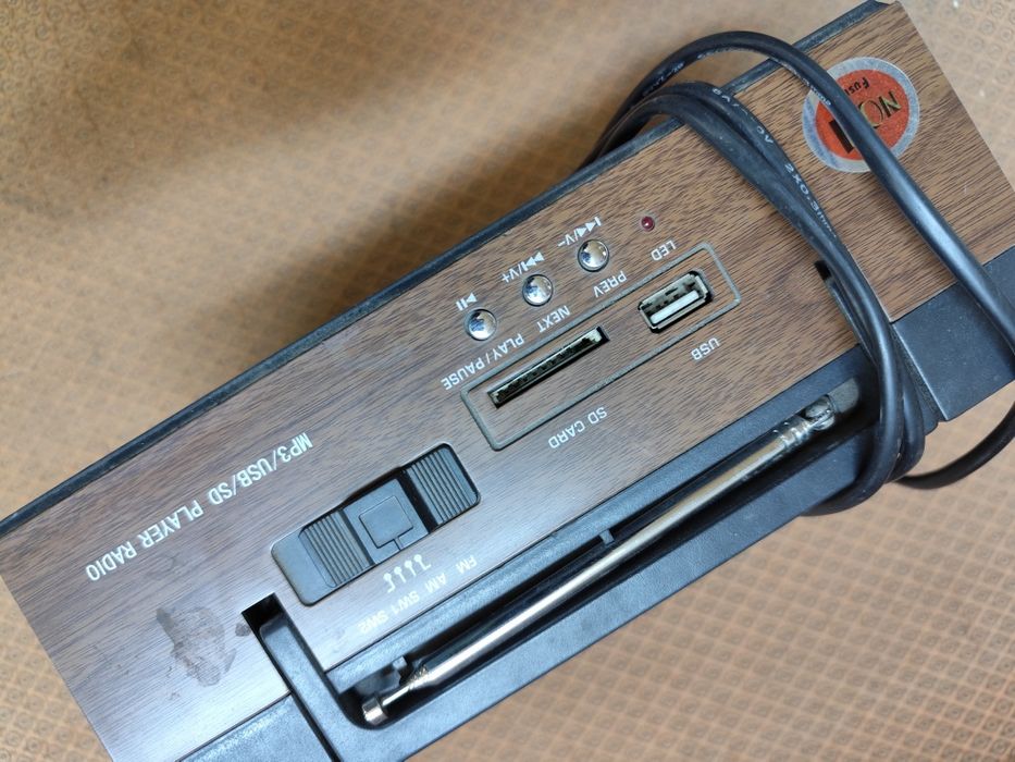 Радио с usb и  player