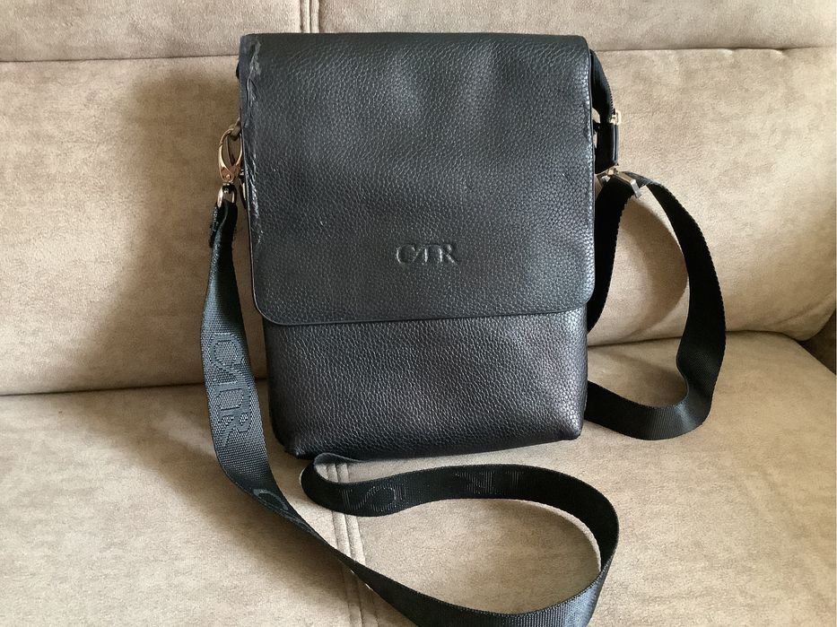 Продам рюкзак из текстиля.