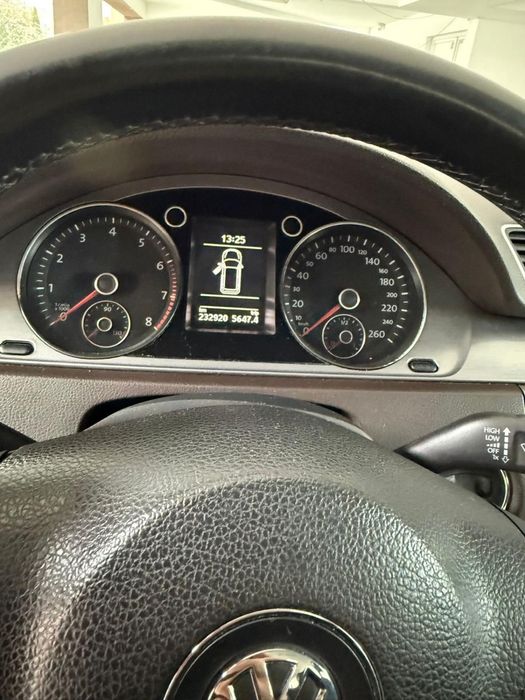 VOLKSWAGEN Passat 2011 — imagine 5