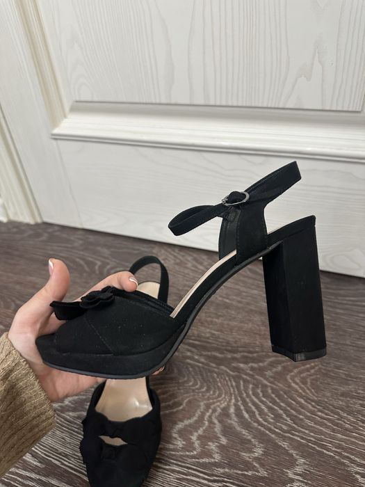 Босоножки/ туфли