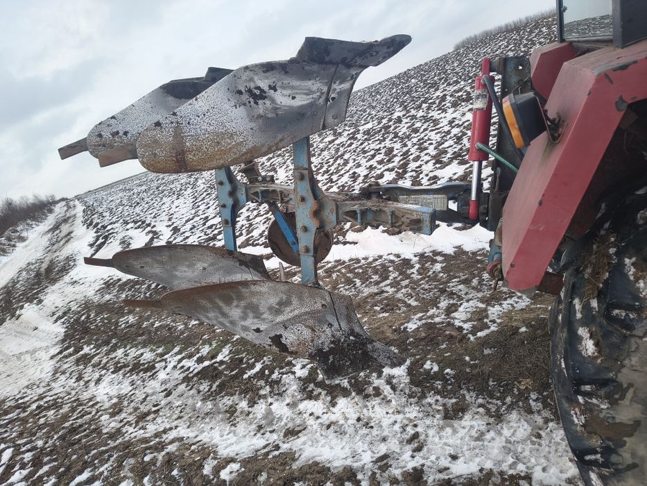 Tractor international 844s cu plug lemken opal 90 .2+1