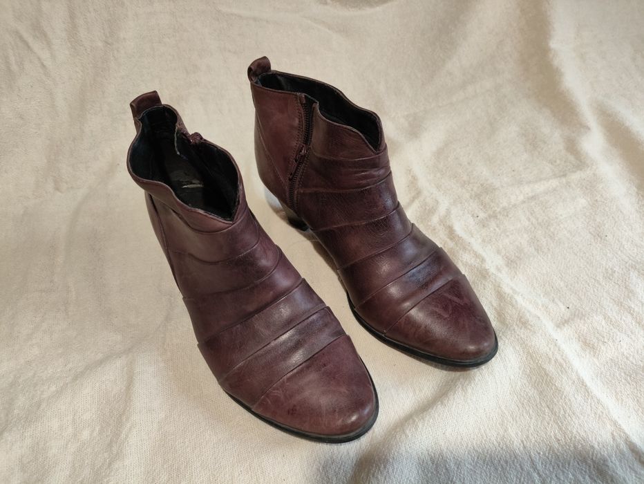 Продаю кожаную обувь