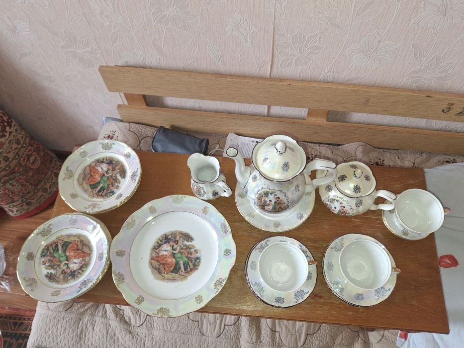 Сервис фарфоровая чайник