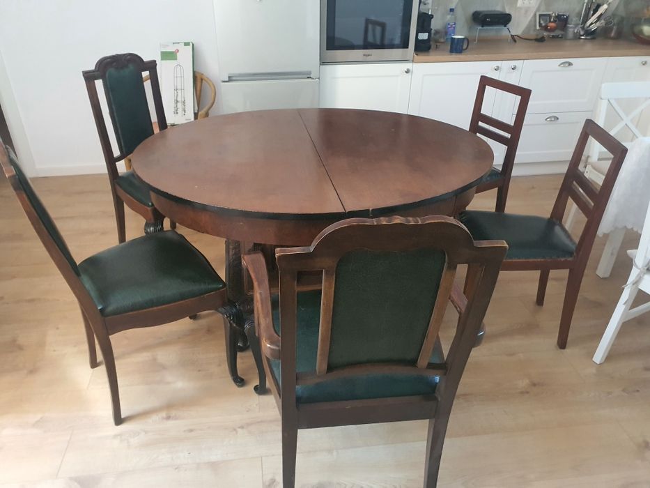 Masa lemn masiv si scaune reconditionate