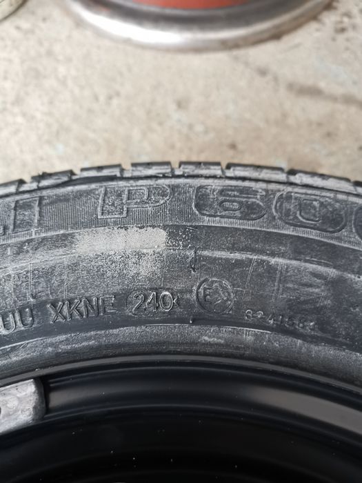 Гуми Pirelli произведени в Германия за Мерцедес 124