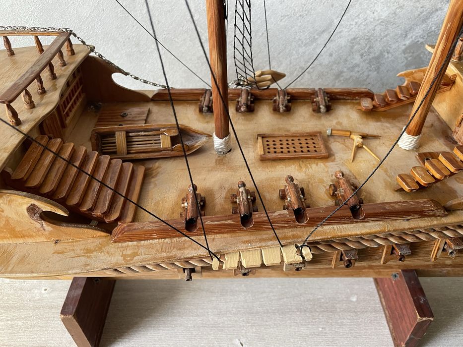 Продам корабль ручной работы. Недоделан!