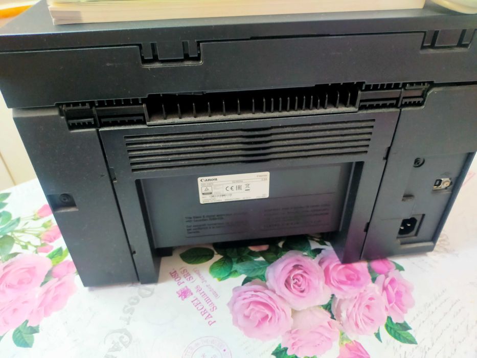 Imprimanta  multifuncțională CANON MF 3010