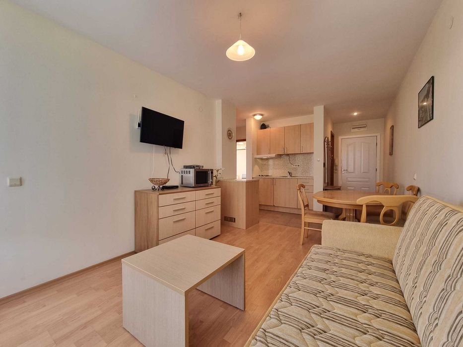 Продава се Тристаен апартамент в к.к. Слънчев бряг - 70 кв.м за 870 €/кв.м - Снимка #6