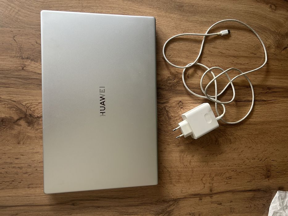 ноутбук Huawei 2022 года